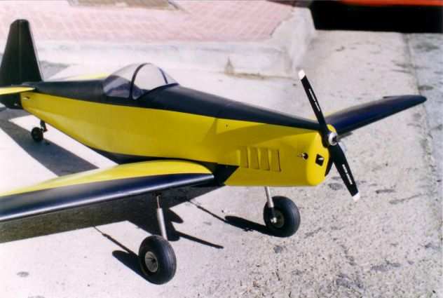 Aeromodello ZLIN 526 AS BB Model