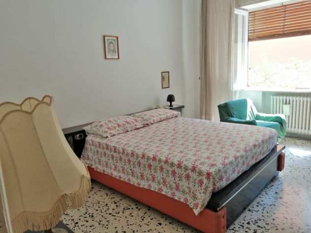 Affittasi a Salerno cittagrave camere matrimonialidoppie per brevi periodi vacanze