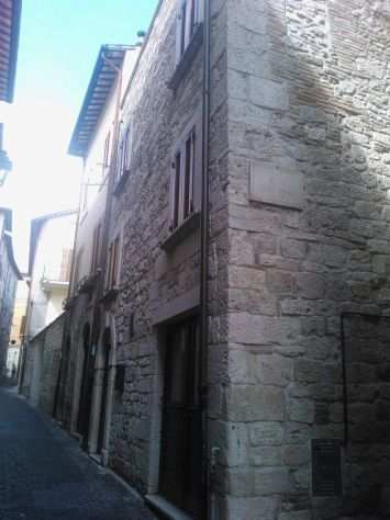 AFFITTASI Casa o Camere ad Ascoli Piceno