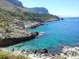 Affittasi casa vacanza al mare a Capo Zafferano (tra Palermo e Cefalugrave) - 8 posti