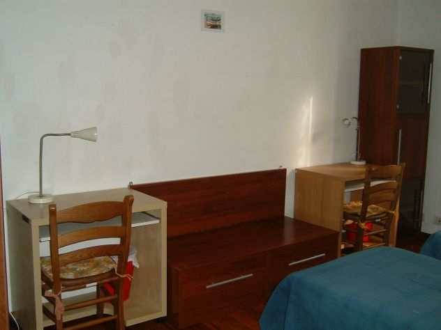 Affittasi posto letto a studentessa in via Santa Giulia 29 Torino