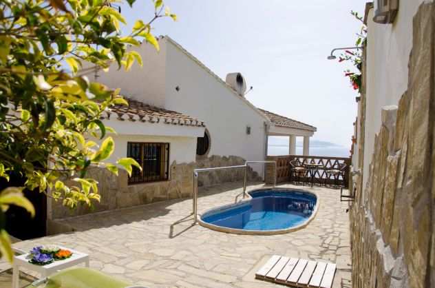 Affittiamo la nostra Villa in Costa del Sol, Granada ( Almuntildeecar) Spagna.