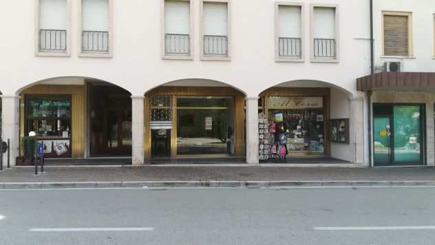 Affitto negozio commerciale in centro a Conegliano