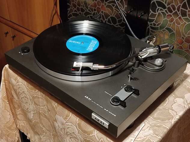 Akai AP-100C Piatto Semi-Automatico Trazione A Cinghia