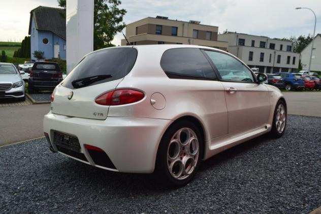 Alfa Romeo - 147 GTA - 2004