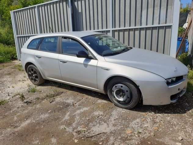 Alfa Romeo 159 1.9 mjet anno 2008 auto da rivedere