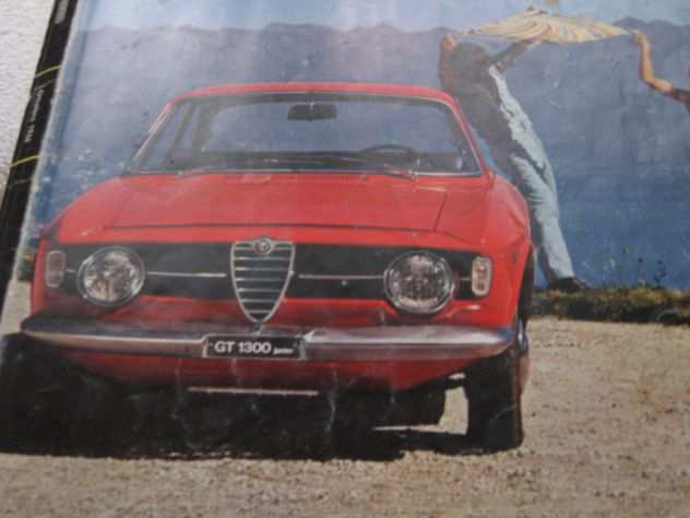 ALFA ROMEO GT SCALINO IN COPERTINA QUATTRORUOTE OTTOBRE 1966