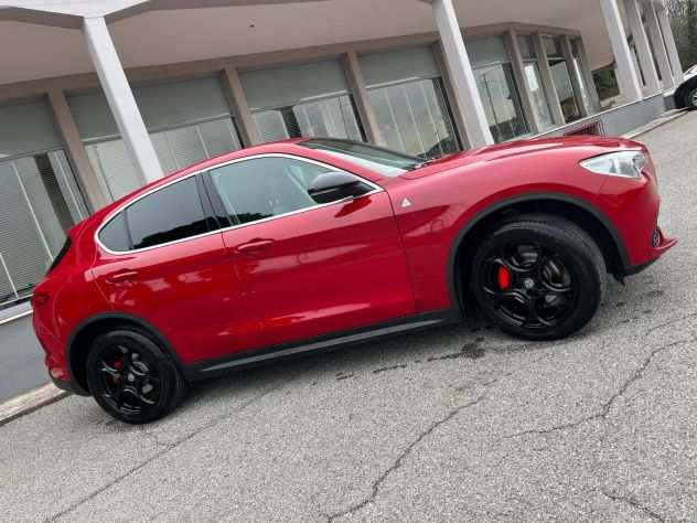 Alfa Romeo Stelvio 2.0 turbo 280CV AT8 Q4 benzina