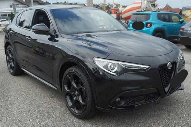 Alfa Romeo Stelvio Noleggio No-Scoring