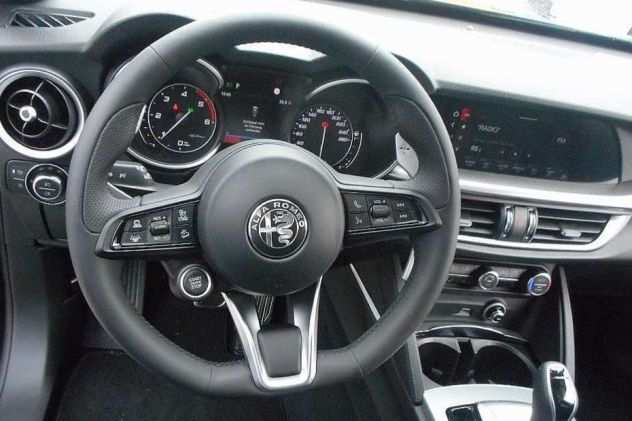 Alfa Romeo Stelvio Noleggio No-Scoring