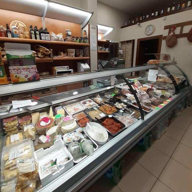 Alimentari in vendita a Empoli 40 mq Rif 1199555