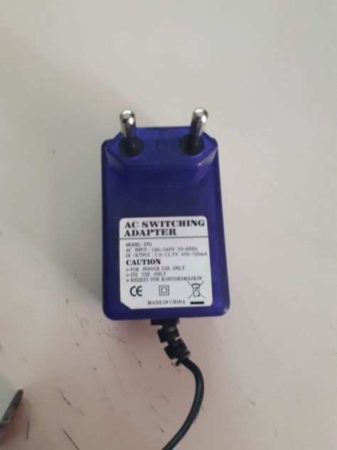 Alimentatore 5.0 - 12,5 V per non so cosa