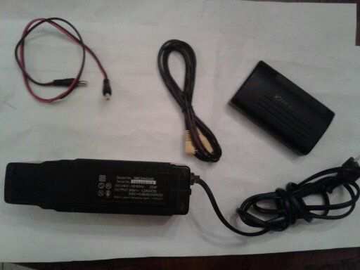 alimentatoreadattatorecaricabatterie Philips AC-Adaptor  n. 1 Battery pack