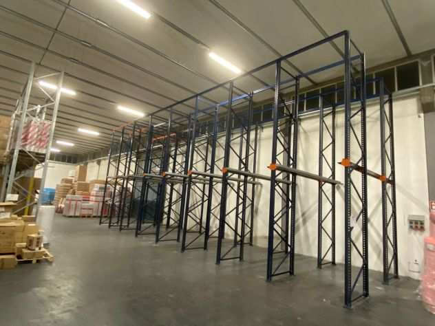 Allestimento magazzino