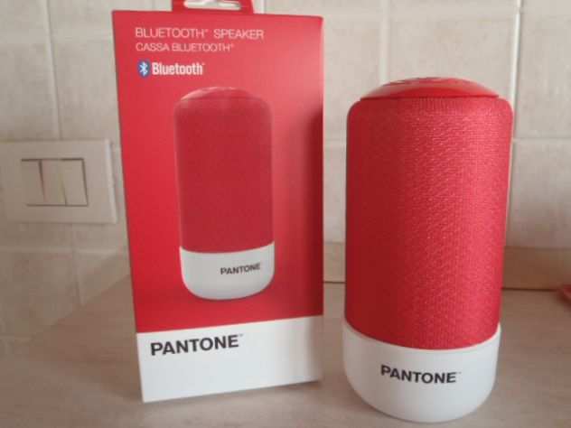 Altoparlante Speaker Bluetooth Pantone