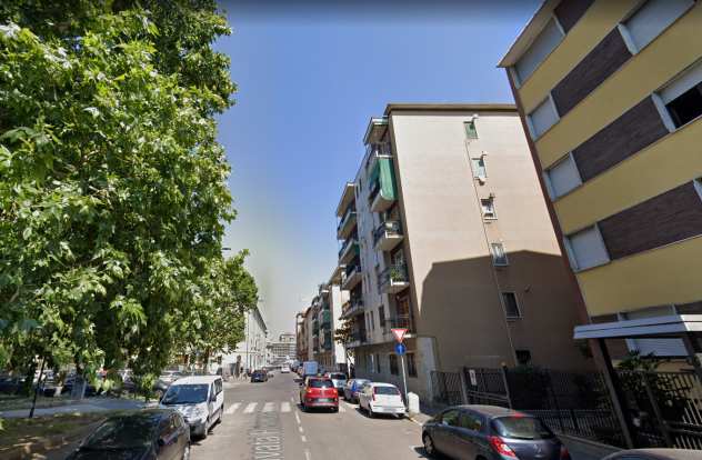 Ampio loft 50 mq via Hermada - 2 minuti Ospedale Niguarda