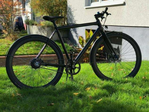 Ampler Hawk medio 55cm e bicicletta.