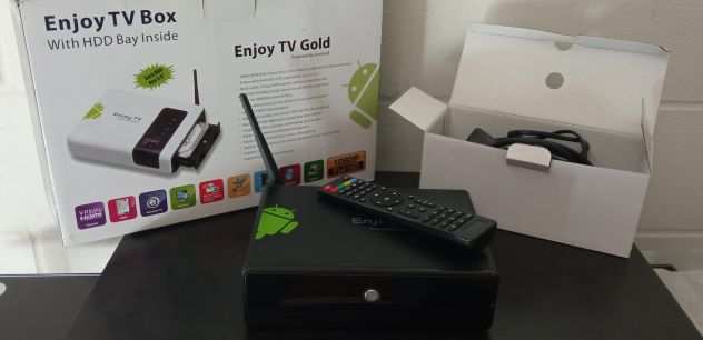 Android TV Box con telecomando