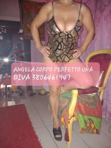 ANGELA SENSUALE SENZA EGUALI TUTTA DA SCOPRIRE