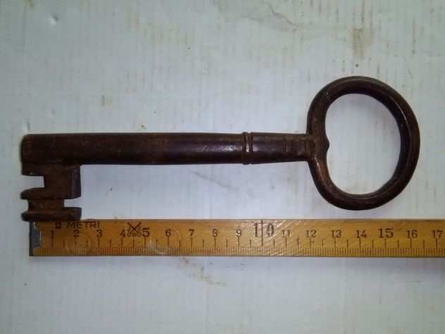 antica chiave da forziere dell800 forgiata a mano