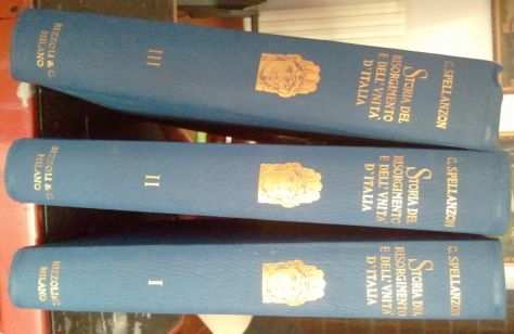 Antica enciclopedia di tre volumi