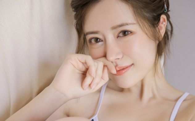 apertura PROVA (60mi. 35e )(45mi. 30e)(30mi. 20e )giapponese ragazza bellissima