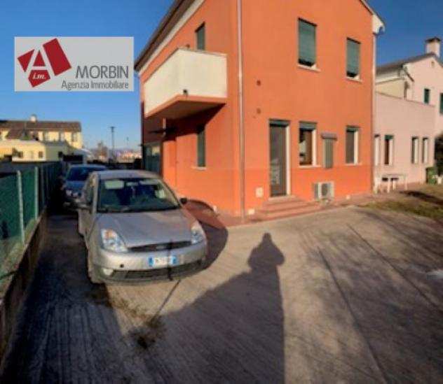 Appartamento di 100 msup2 con 3 locali e box auto in vendita a Grumolo delle Abbadesse