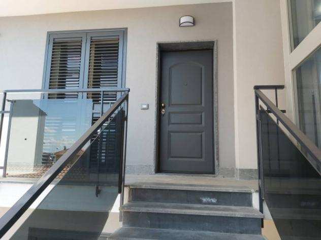 Appartamento di 100 msup2 con 4 locali e box auto in vendita a Gravina di Catania