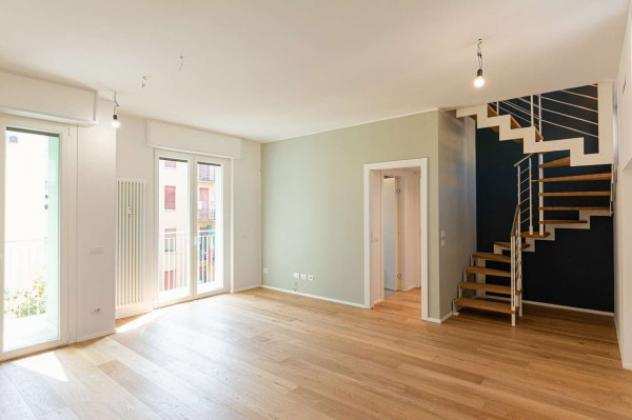 Appartamento di 101 msup2 con 3 locali in vendita a Milano