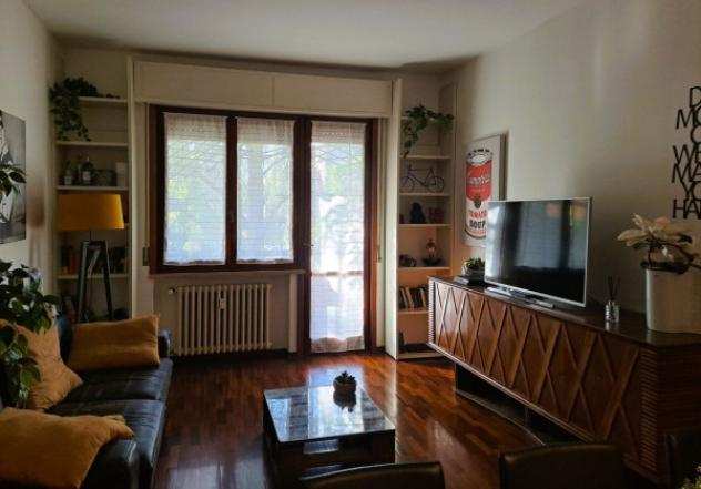 Appartamento di 105 msup2 con 3 locali in affitto a Parma