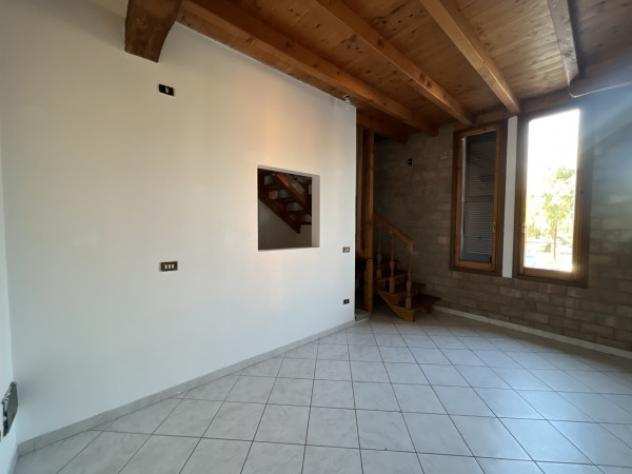 Appartamento di 106 msup2 con 4 locali in vendita a Reggio Emilia