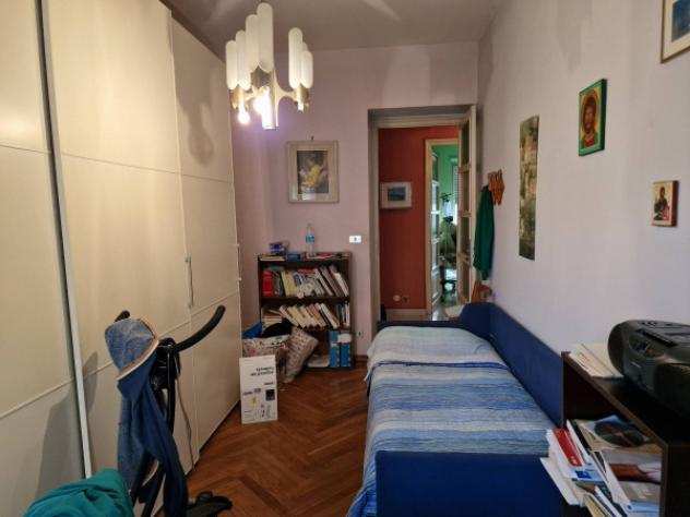 Appartamento di 106 msup2 con 4 locali in vendita a Torino