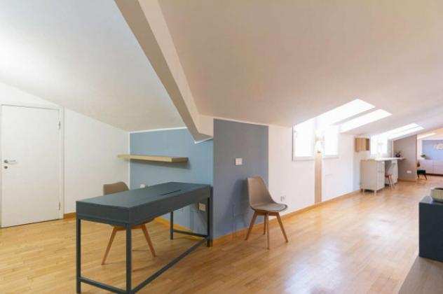 Appartamento di 110 msup2 con 2 locali in affitto a Milano