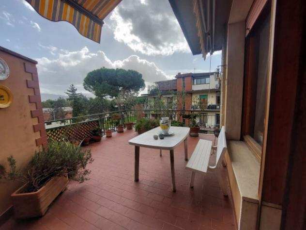 Appartamento di 110 msup2 con 4 locali in vendita a Firenze
