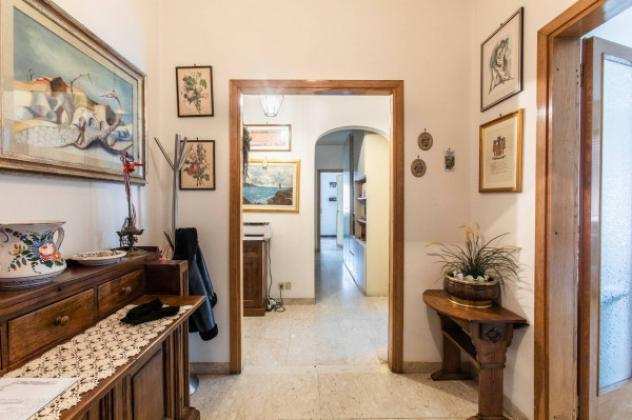 Appartamento di 112 msup2 con 5 locali in vendita a Firenze