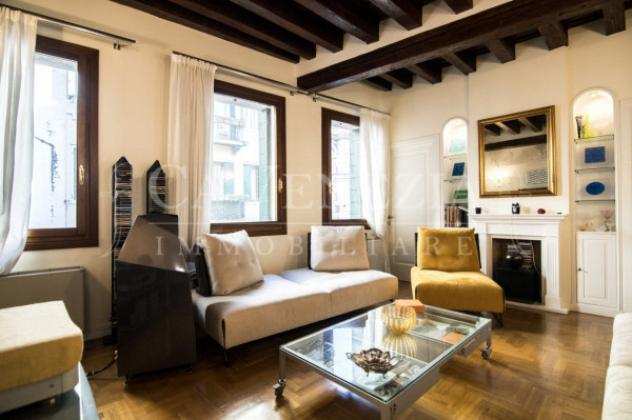 Appartamento di 114 msup2 con 4 locali in vendita a Venezia