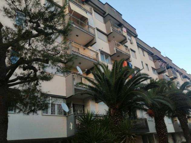 Appartamento di 115 msup2 con 5 locali in vendita a Bari