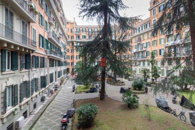 Appartamento di 118 msup2 con 3 locali in vendita a Roma