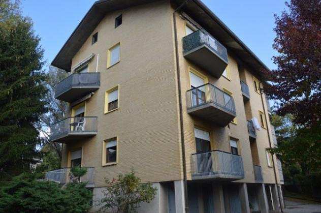 Appartamento di 124 msup2 con 4 locali in vendita a Varese