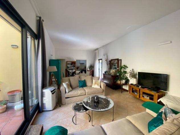 Appartamento di 126 msup2 con 3 locali in affitto a Bologna