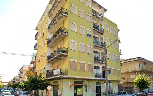 Appartamento di 126 msup2 con 4 locali in vendita a Barcellona Pozzo di Gotto