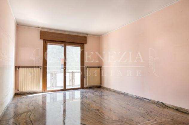 Appartamento di 138 msup2 con 4 locali in vendita a Venezia