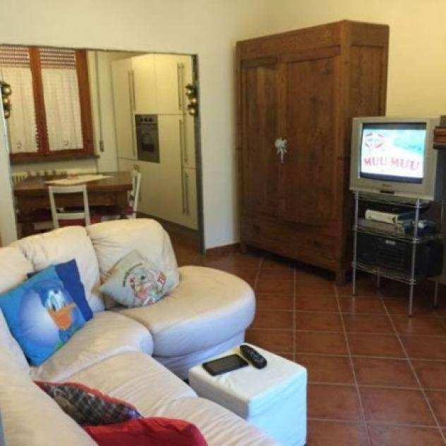 Appartamento di 140 msup2 con piugrave di 5 locali e posto auto in vendita a Rocca San Casciano
