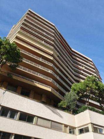 Appartamento di 142 msup2 con 3 locali in vendita a Monaco
