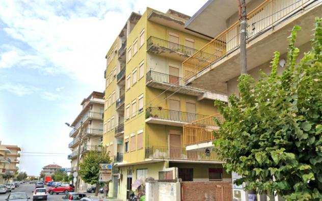 Appartamento di 144 msup2 con 4 locali in vendita a Barcellona Pozzo di Gotto