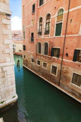 Appartamento di 150 msup2 con 4 locali in vendita a Venezia