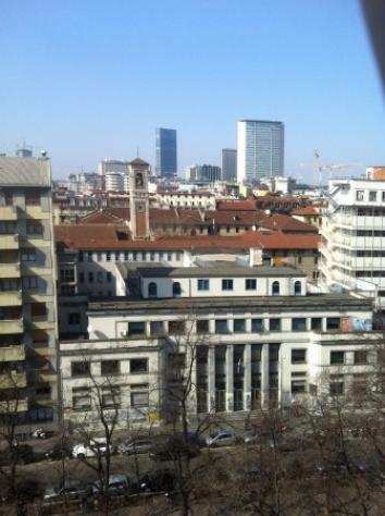 Appartamento di 150 msup2 con 5 locali in affitto a Milano