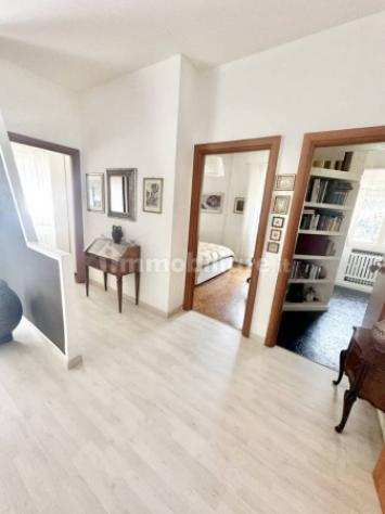 Appartamento di 150 msup2 con 5 locali in vendita a Torino