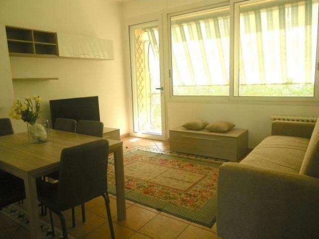 Appartamento di 150 msup2 con piugrave di 5 locali in affitto a Reggio Emilia