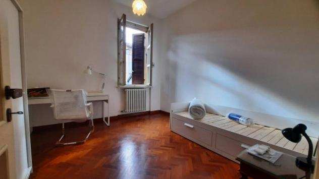Appartamento di 16 msup2 con 4 locali in affitto a Reggio Emilia